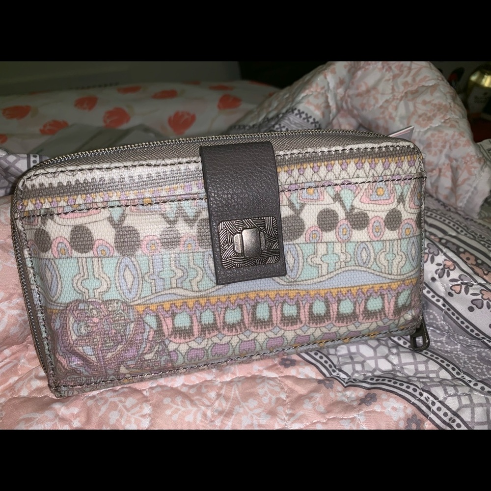 Multi purpose wallet